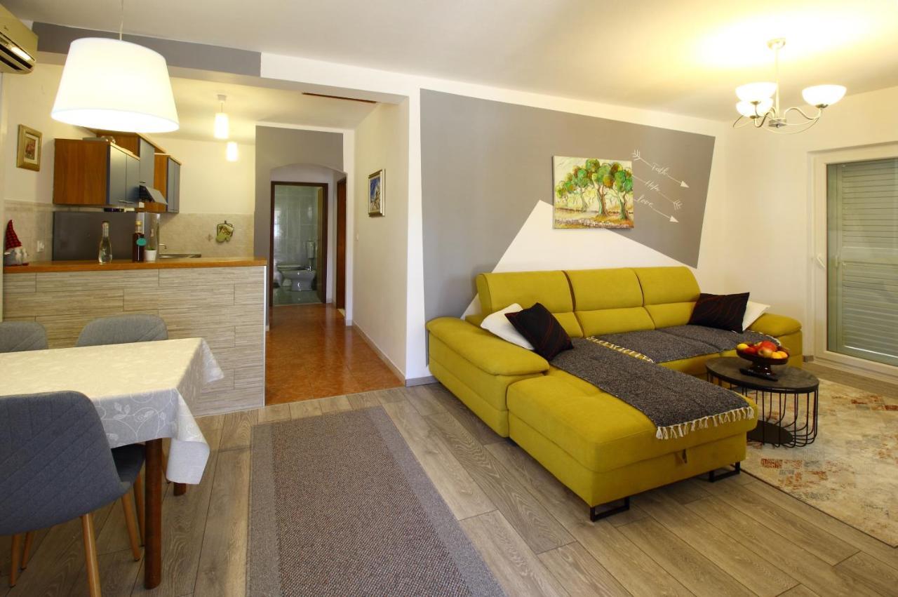 Apartment Marita Cilipi Ngoại thất bức ảnh